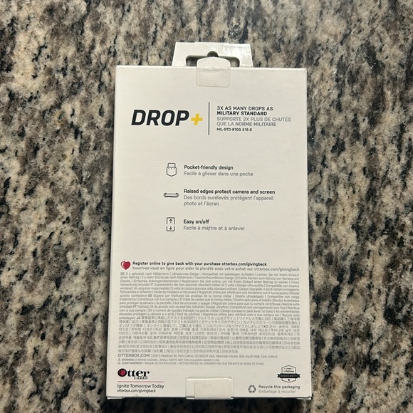 OtterBox SYMMETRY CLEAR SERIES Case for iPhone 12 Pro Max - Clear NWT - Picture 3 of 3